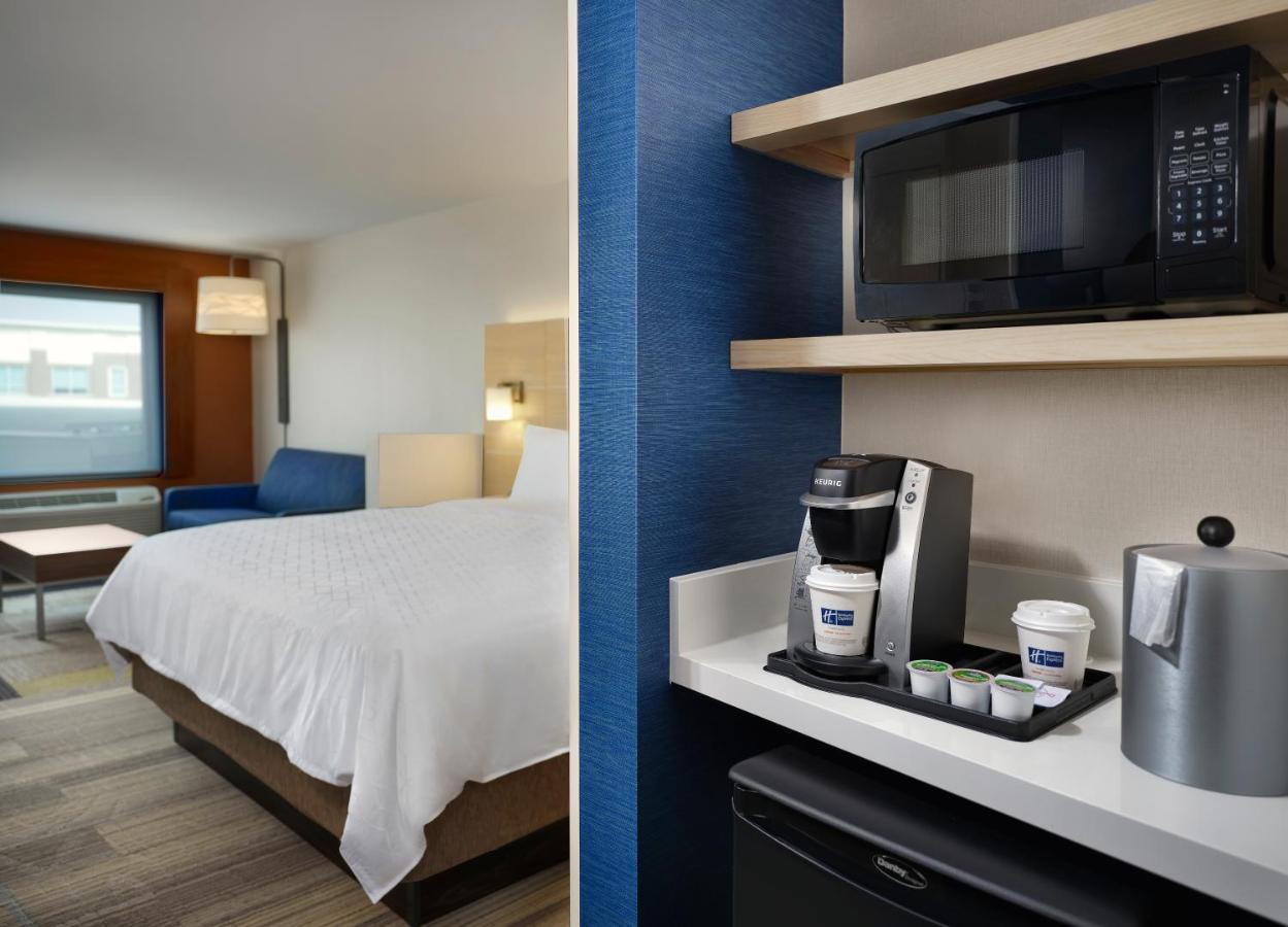 Holiday Inn Express & Suites - Lockport By Ihg Exterior photo