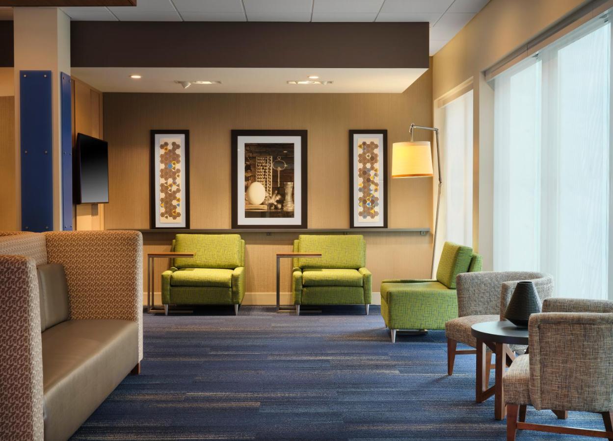Holiday Inn Express & Suites - Lockport By Ihg Exterior photo